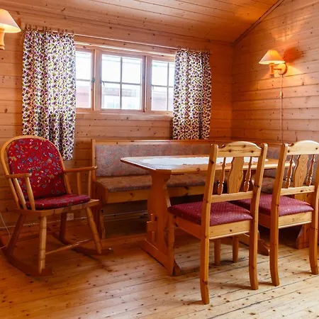 Camp Nordkapp - Basecamp Camping *