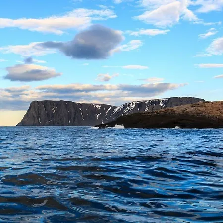 Camp Nordkapp - Basecamp *